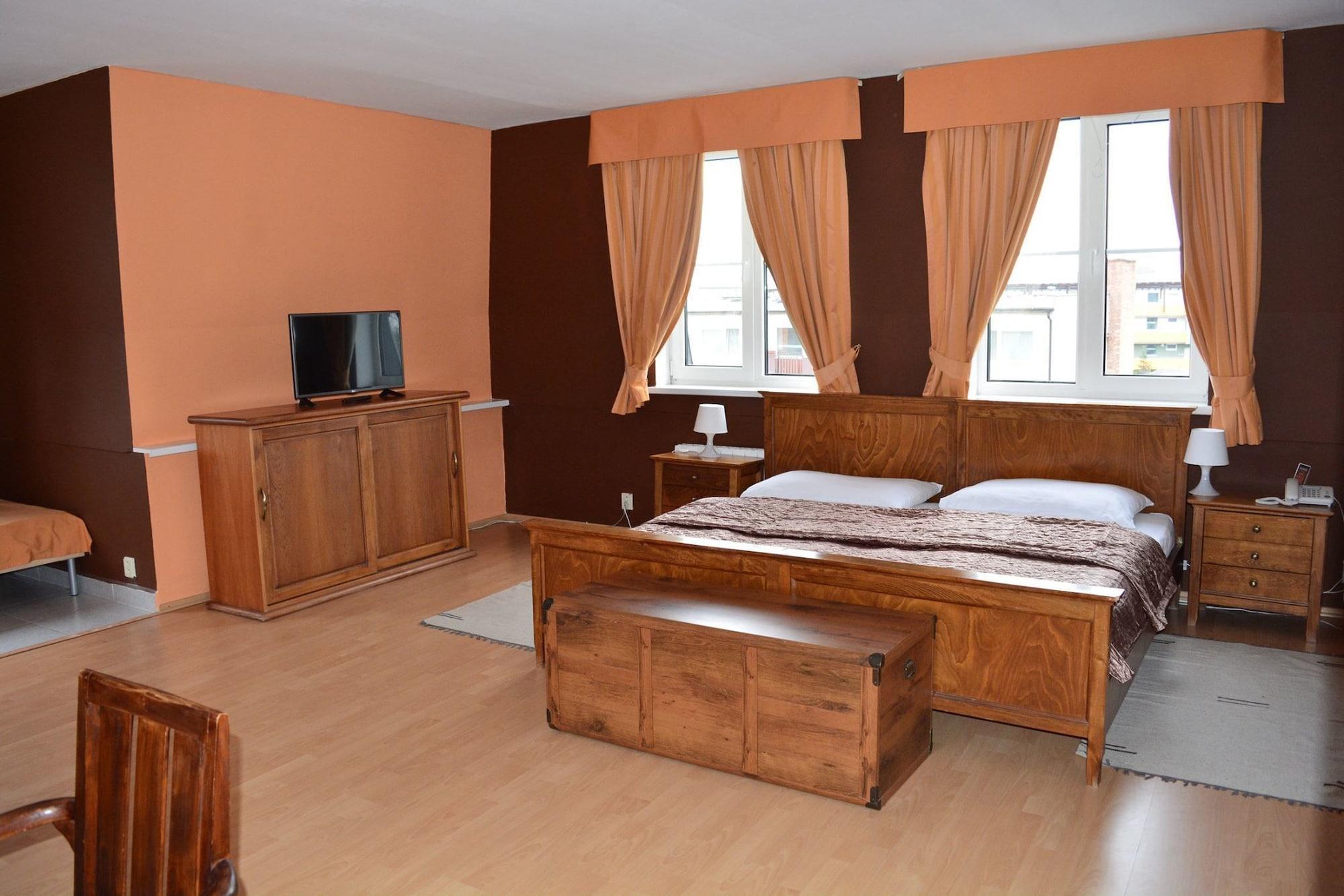 Hotel AGATKA Bratislava Chorvatsky Grob Exterior foto
